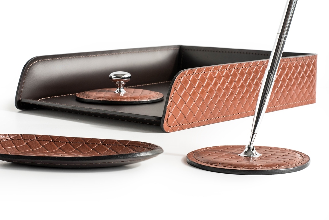 <span style="font-weight: bold;">Relief Premium Tan&nbsp;</span>